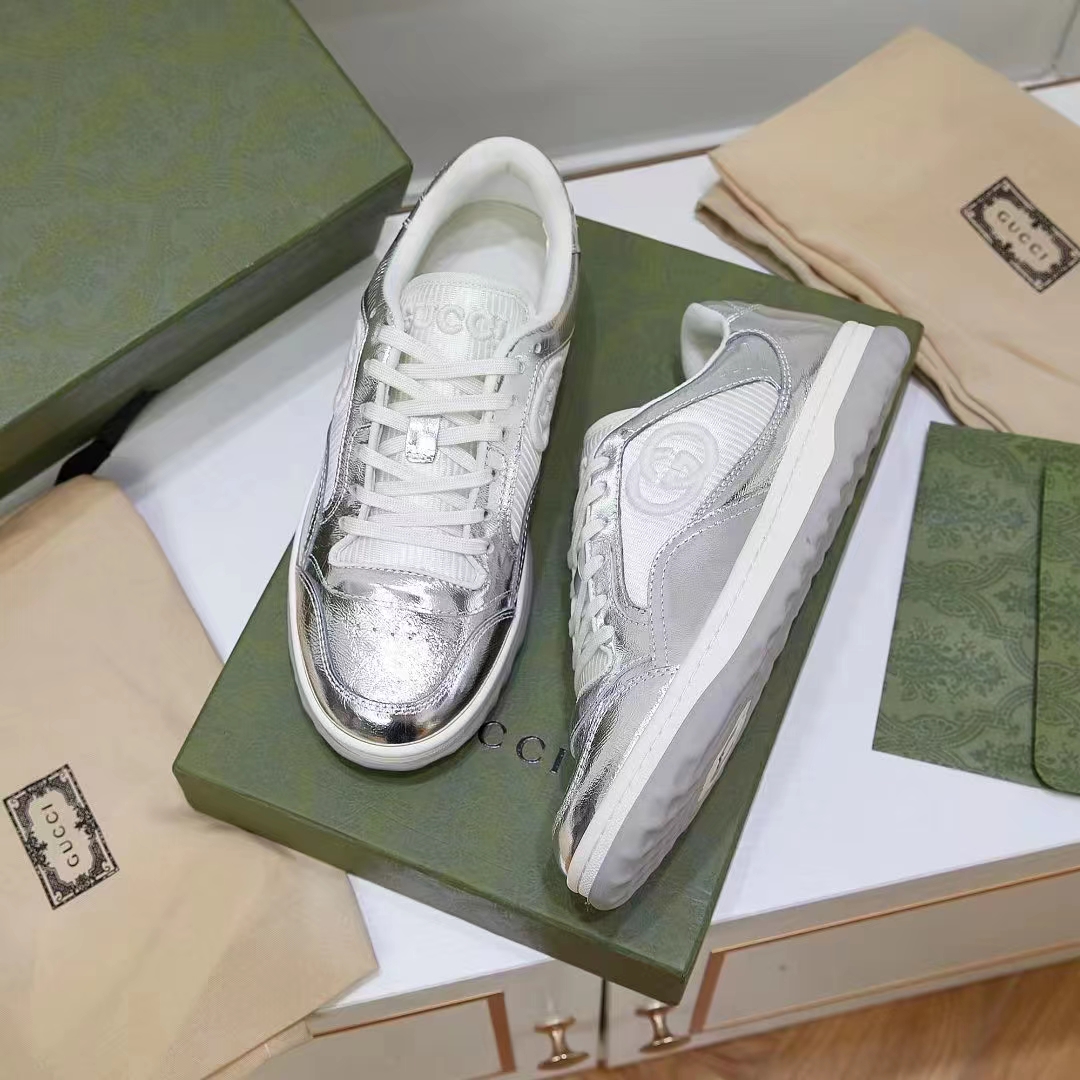 Gucci Unisex GG MAC80 Sneaker Metallic Silver Leather Round Toe Rubber Flat