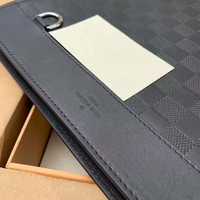 Louis Vuitton LV Unisex Discovery Pochette Clutch Damier Infini Cowhide Leather