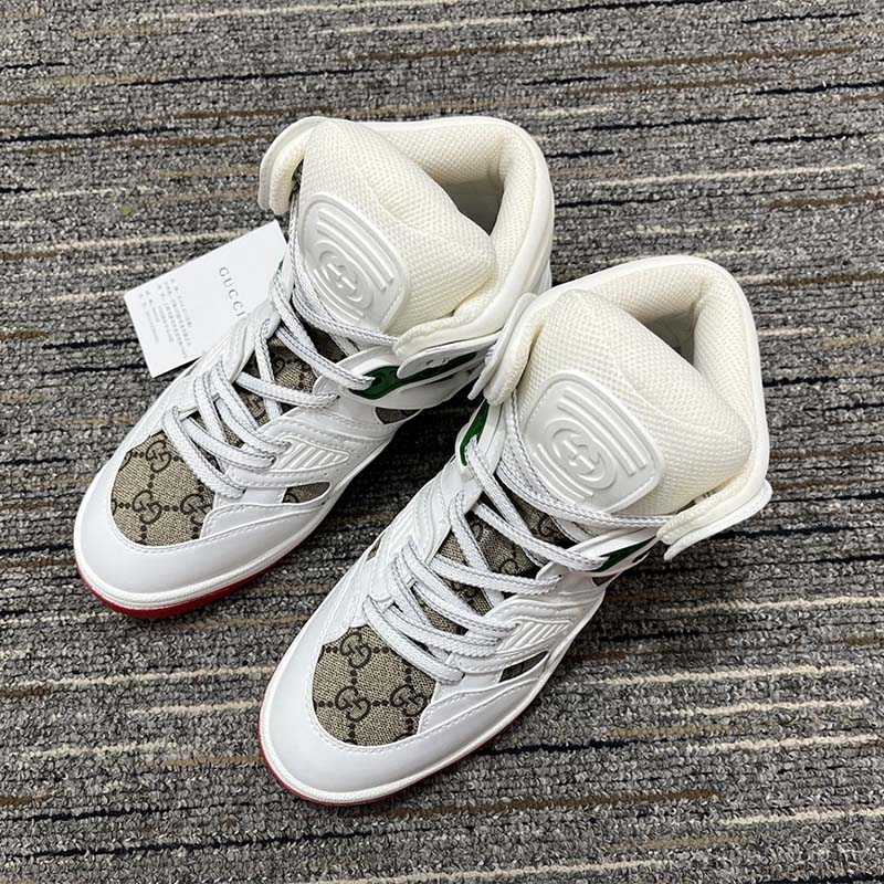 Gucci Unisex Gucci Basket Sneaker White Beige Ebony GG Supreme Canvas Low Heel