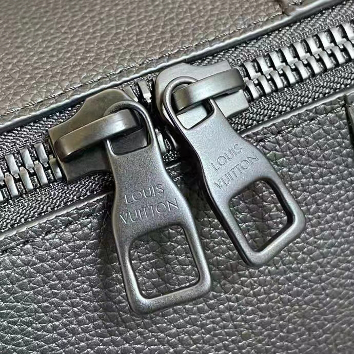 Louis Vuitton LV Unisex City Keepall Bag Black Aerogram Grained Calf Cowhide