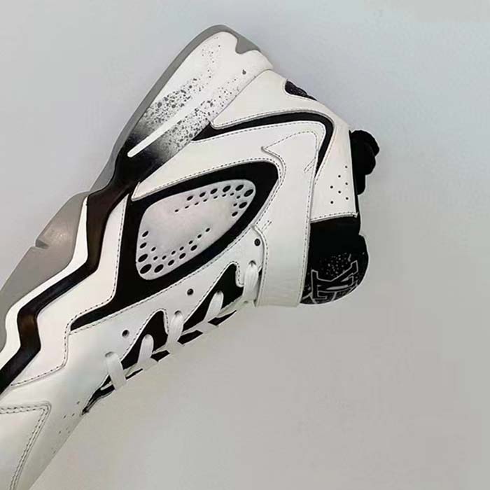 Louis Vuitton LV Unisex Trainer 2 Sneaker White Calf Leather Rubber Outsole