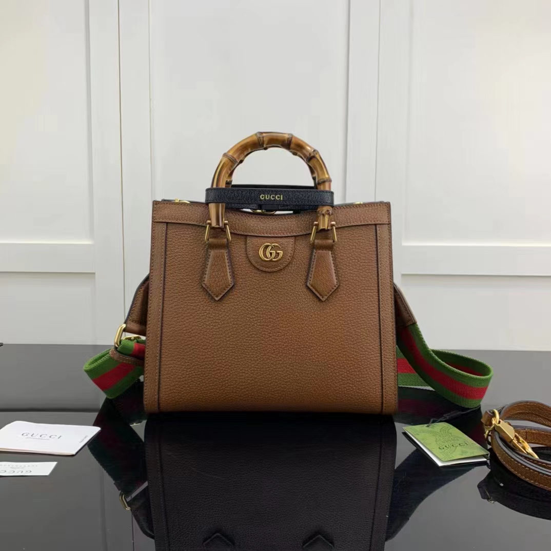 Gucci GG Women Diana Small Tote Bag Double G Brown Cuir Leather