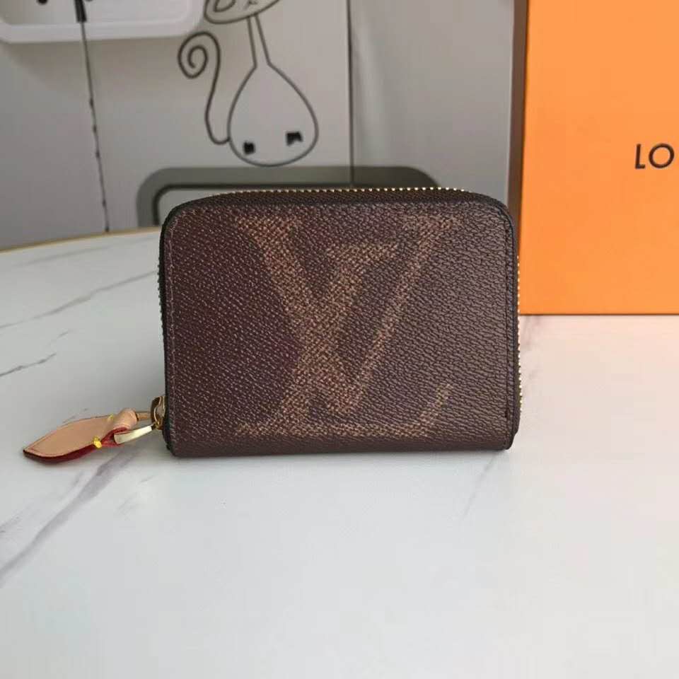 Louis Vuitton LV Unisex Zippy Coin Purse Giant Monogram Coated Canvas