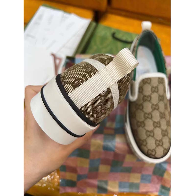 Gucci Unisex GG Tennis 1977 Slip On Sneaker Beige Ebony GG Supreme Canvas