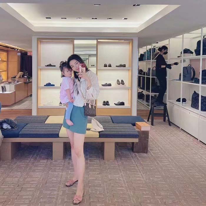 Louis Vuitton LV Women Neverfull BB Beige Monogram Coated Canvas Natural Cowhide Leather