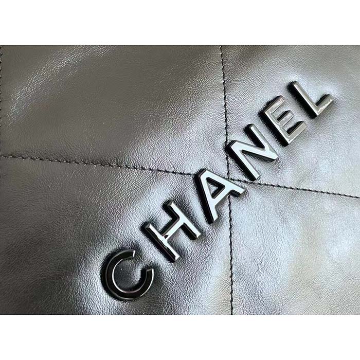 Chanel Women 22 Handbag Black Calfskin Black-Tone Metal