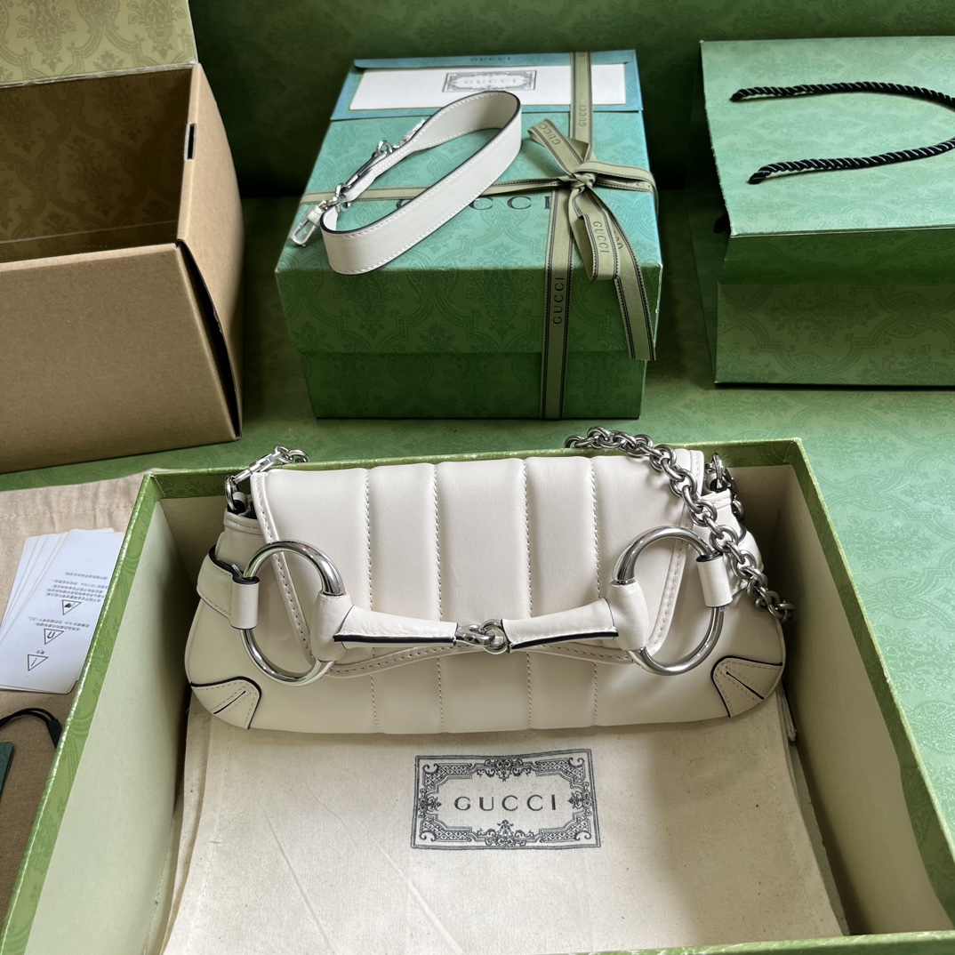 Gucci Women GG Horsebit Chain Small Shoulder Bag White Quilted Leather Maxi Horsebit