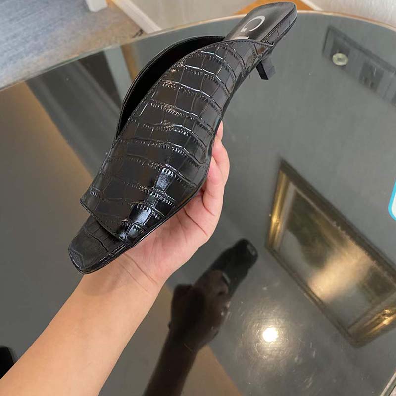 Gucci Women GG Crocodile Print Pump Square Toe Leather Sole Mid 7.6 Cm Heel