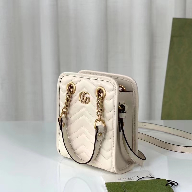 Gucci Women GG Marmont Matelassé Mini Bag White Chevron Leather Double G