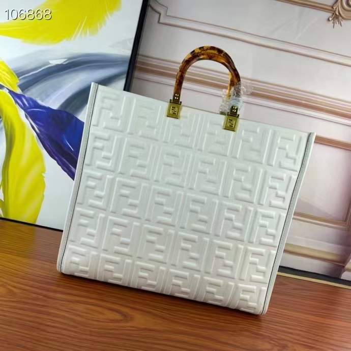 Fendi Women FF Sunshine Medium White Leather Shopper