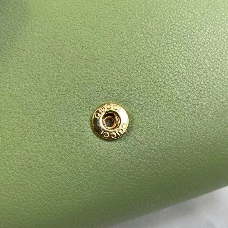 Gucci Women GG Blondie Medium Chain Wallet Green Leather Round Interlocking G