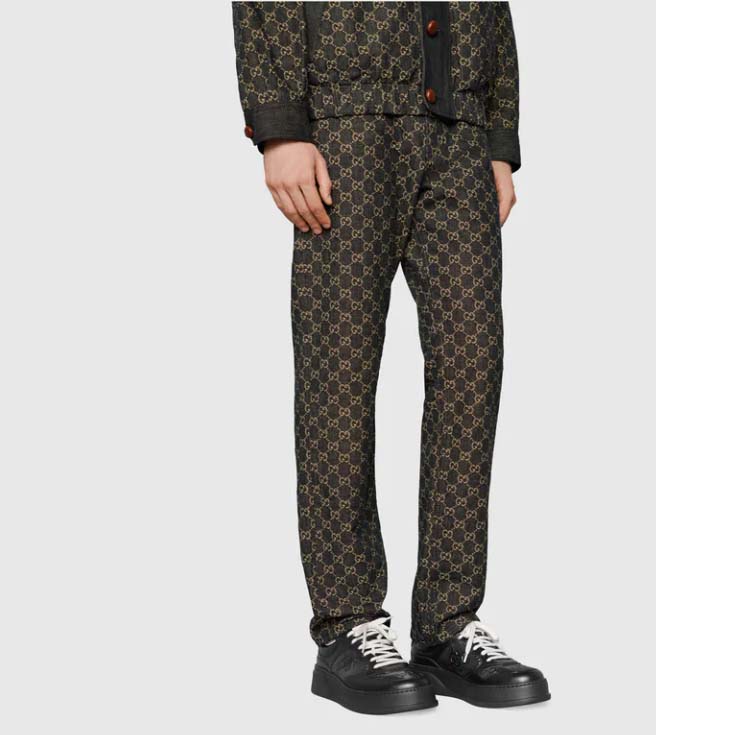 Gucci Unisex Ace GG Embossed Sneaker Black GG Embossed Leather Rubber Sole