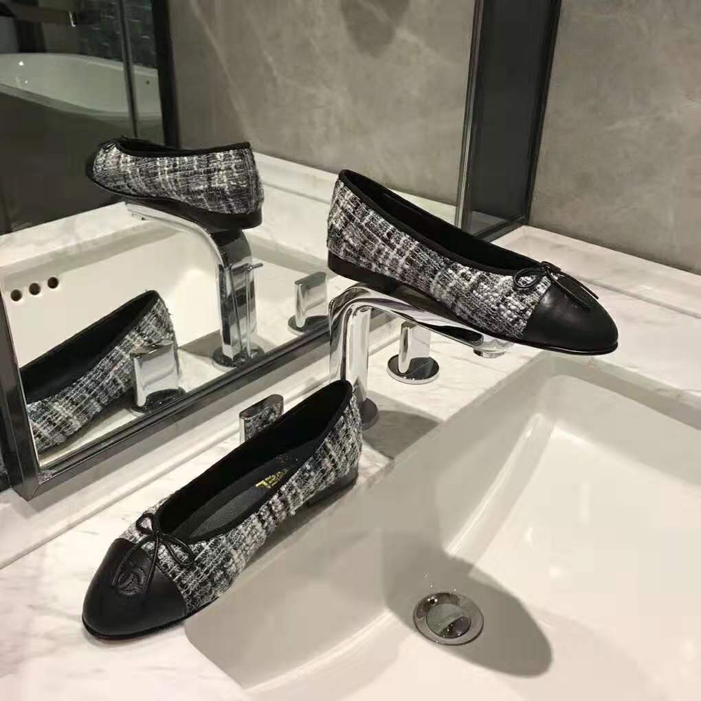 Chanel Women Ballerinas in Tweed Fabrics-Black