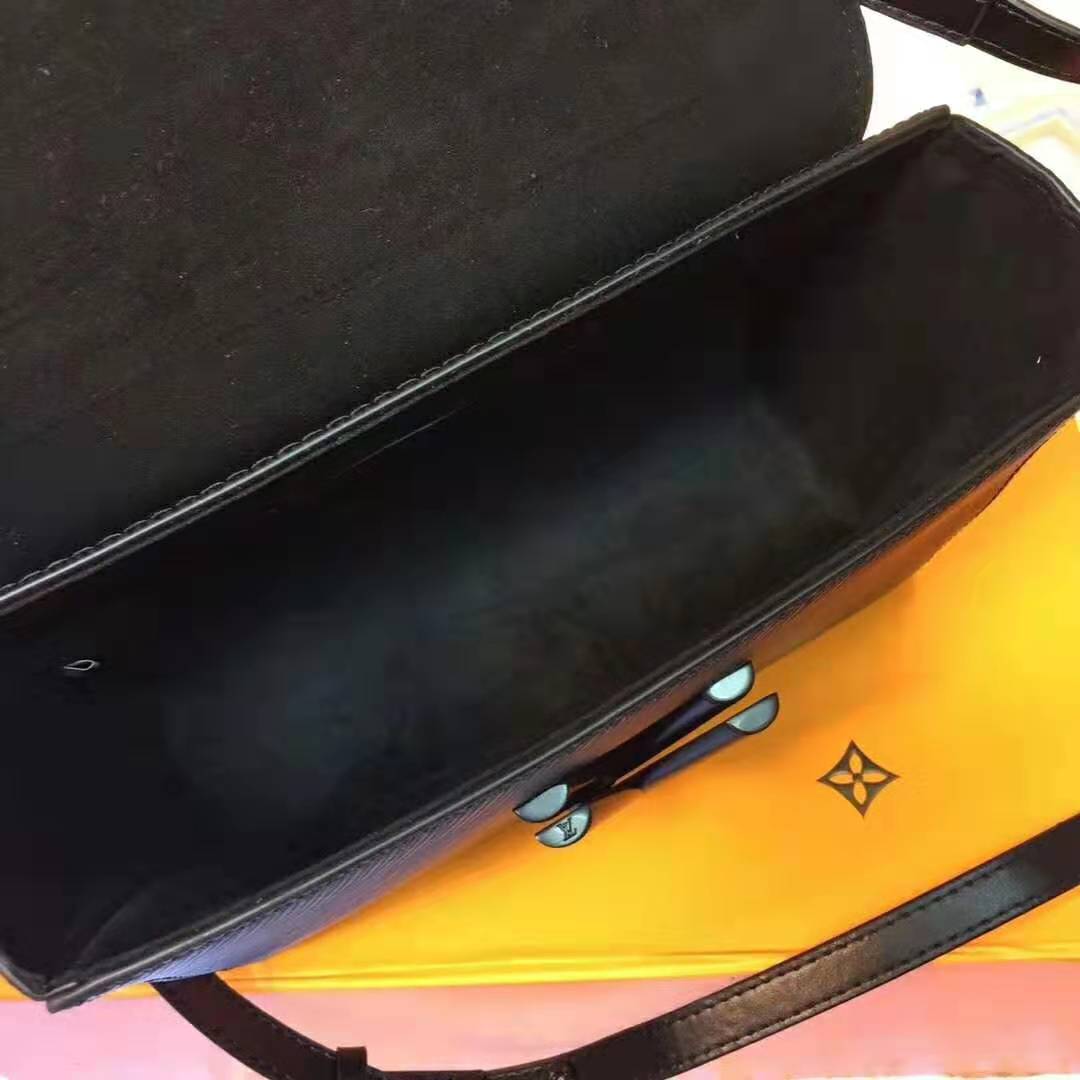 Louis Vuitton LV Women Twist PM Chain Bag in Grained Epi Leather-Black