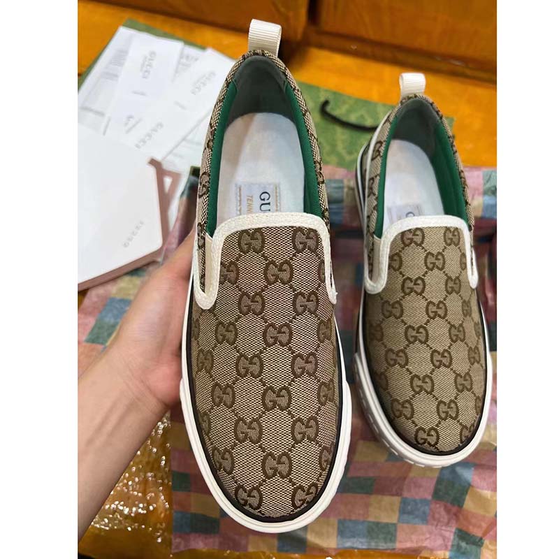 Gucci Unisex GG Tennis 1977 Slip On Sneaker Beige Ebony GG Supreme Canvas