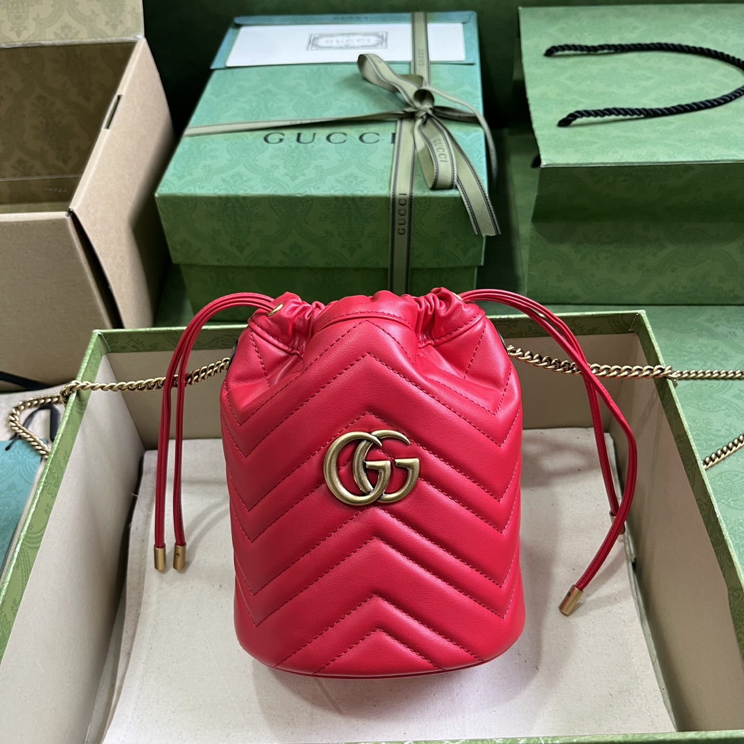 Gucci Women GG Marmont Mini Bucket Bag Red Matelassé Chevron Leather Double G