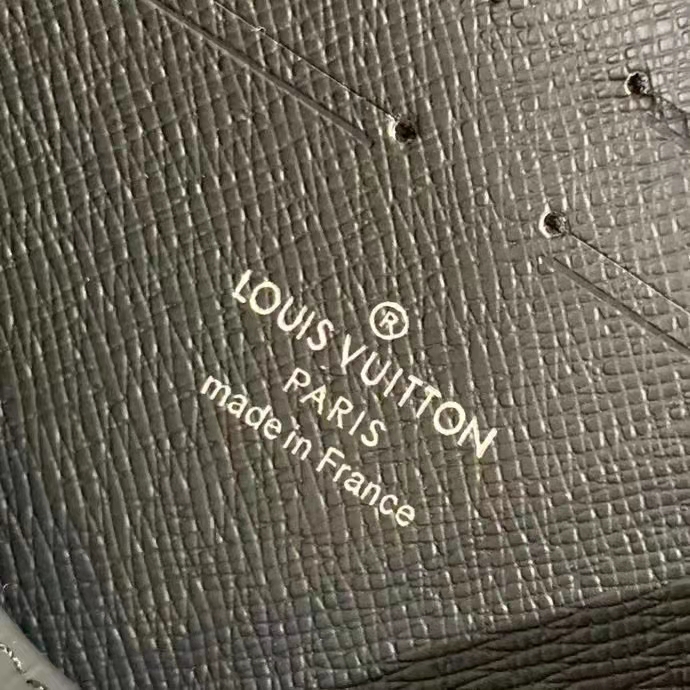 Louis Vuitton LV Unisex Pochette Voyage MM Bag Grey Damier Graphite Coated Canvas