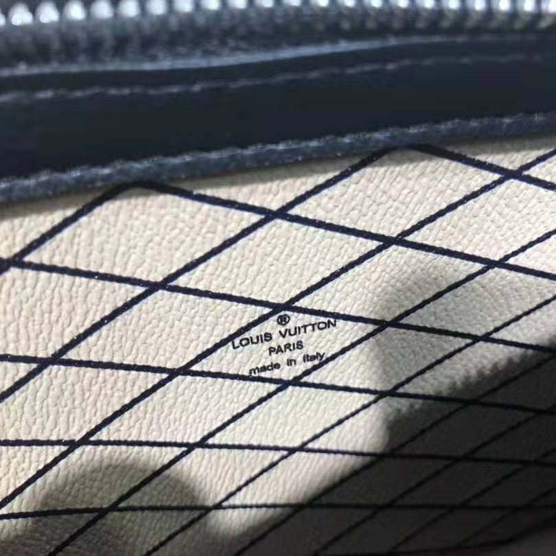 Louis Vuitton LV Women Trunk Clutch Bag with Monogram LV Pop Print-Blue