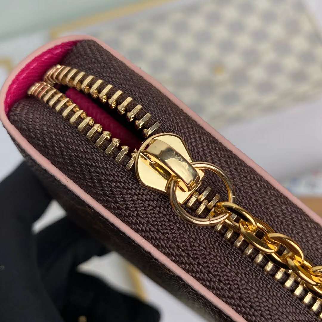 Louis Vuitton LV Women Zippy Coin Purse Iconic Monogram Canvas