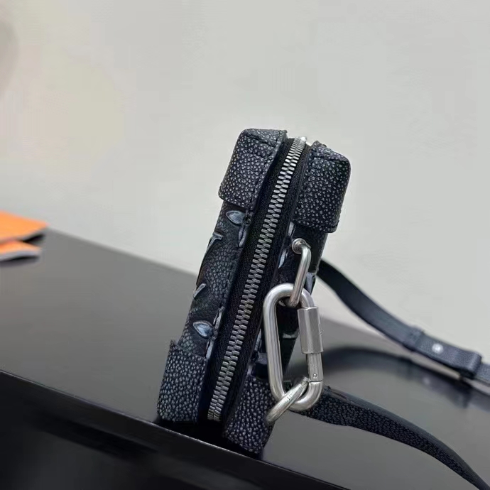 Louis Vuitton LV Unisex Soft Trunk Wearable Wallet Black Charcoal Cowhide Leather