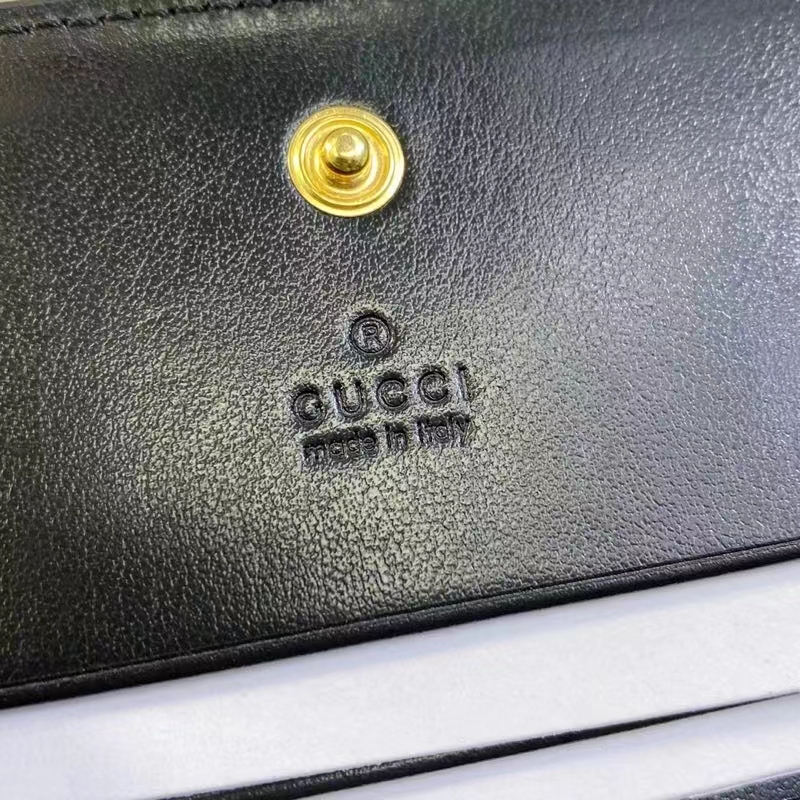 Gucci Unisex GG Marmont Card Case Wallet Black GG Matelassé Leather Double G