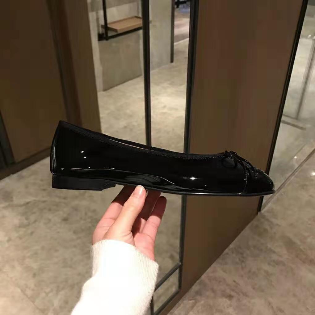 Chanel Women Ballerinas in Patent Calfskin Leather-Black