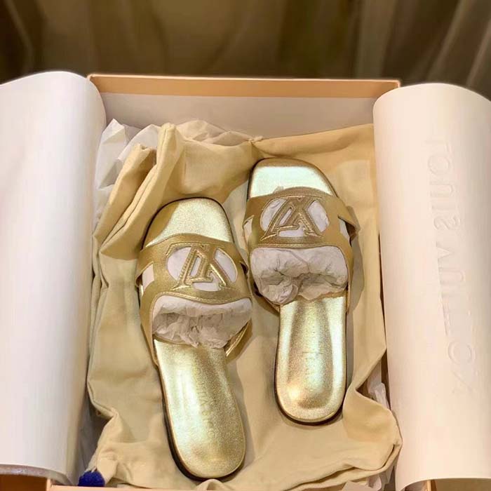 Louis Vuitton LV Unisex Isola Flat Mule Gold Metallic Lamb Leather Circle Signature