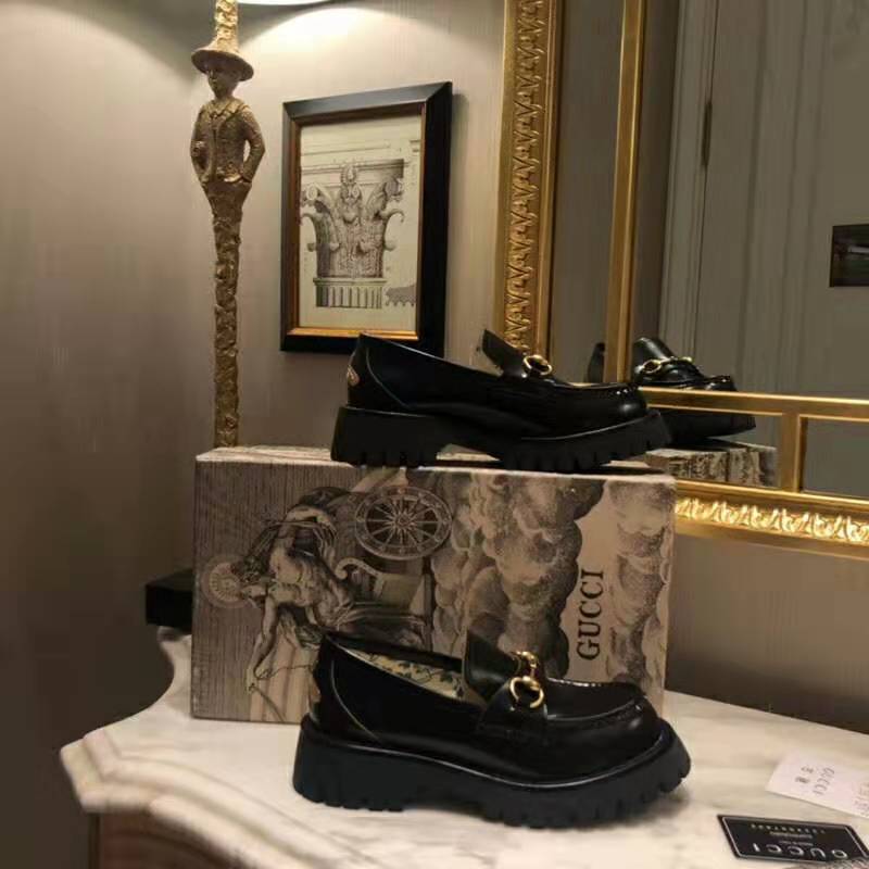 Gucci Women Gucci Leather Lug Sole Loafer in Black Shiny Leather 2.5 cm Heel