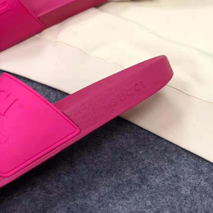 Gucci Unisex Gucci Logo Rubber Slide Sandal-Rose