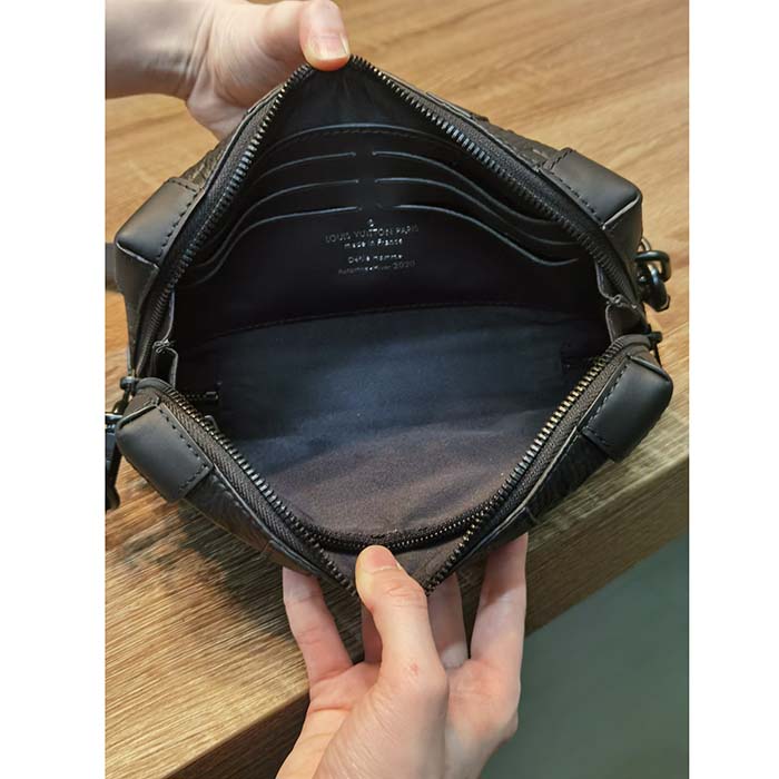 Louis Vuitton LV Unisex Soft Trunk Wearable Wallet Black Taurillon Monogram Leather