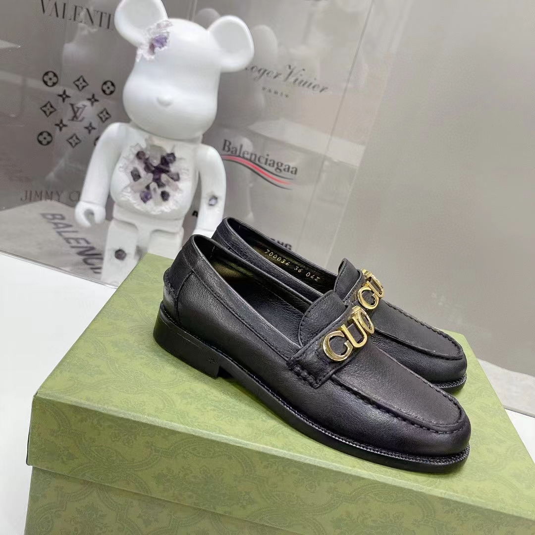 Gucci Women GG Leather Loafer Black Metal Logo Metallic Sunray Print Low Heel