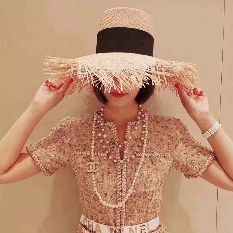 Chanel Women Goatskin & Gold-Tone Metal Belt-White