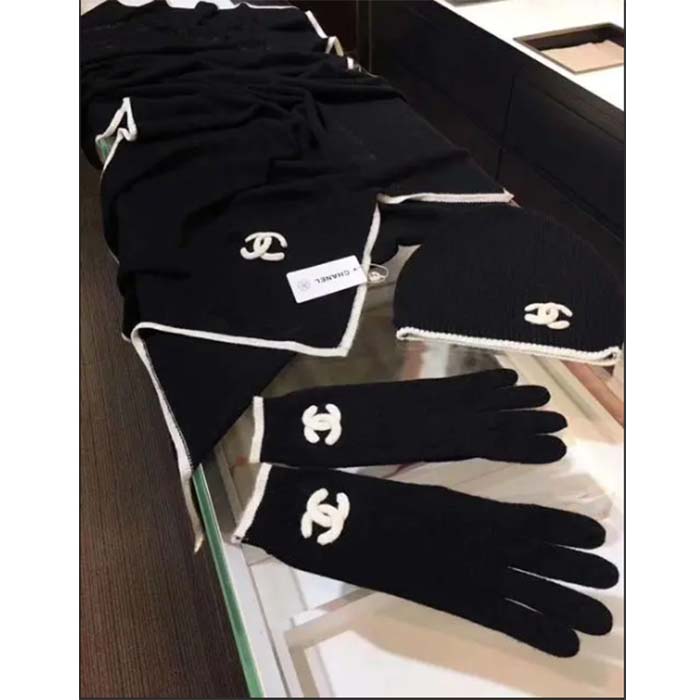 Chanel Unisex CC Gloves One Size Black White Cashmere Wool Cotton