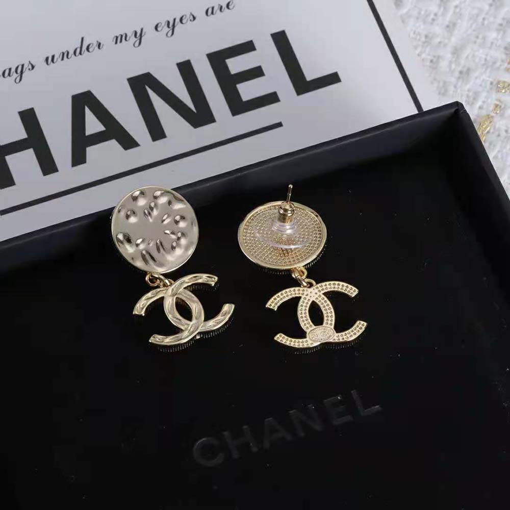 Chanel Women Pendant in Metal-Gold
