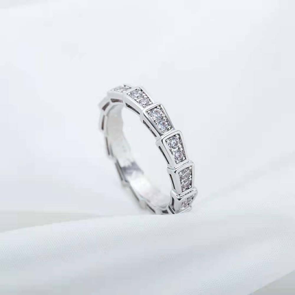 Bvlgari Women Precious Beauty of the Scales Serpenti Viper Ring
