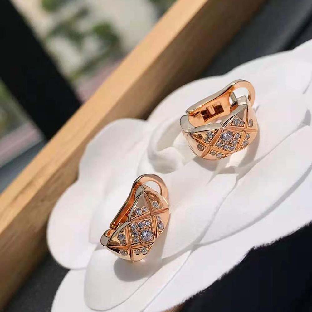 Chanel Women Coco Crush Earrings in 18K Beige Gold