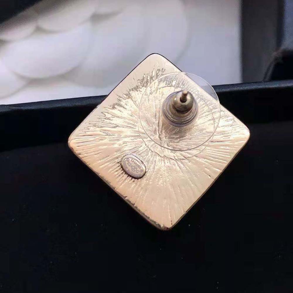 Chanel Women Stud Earrings in Metal