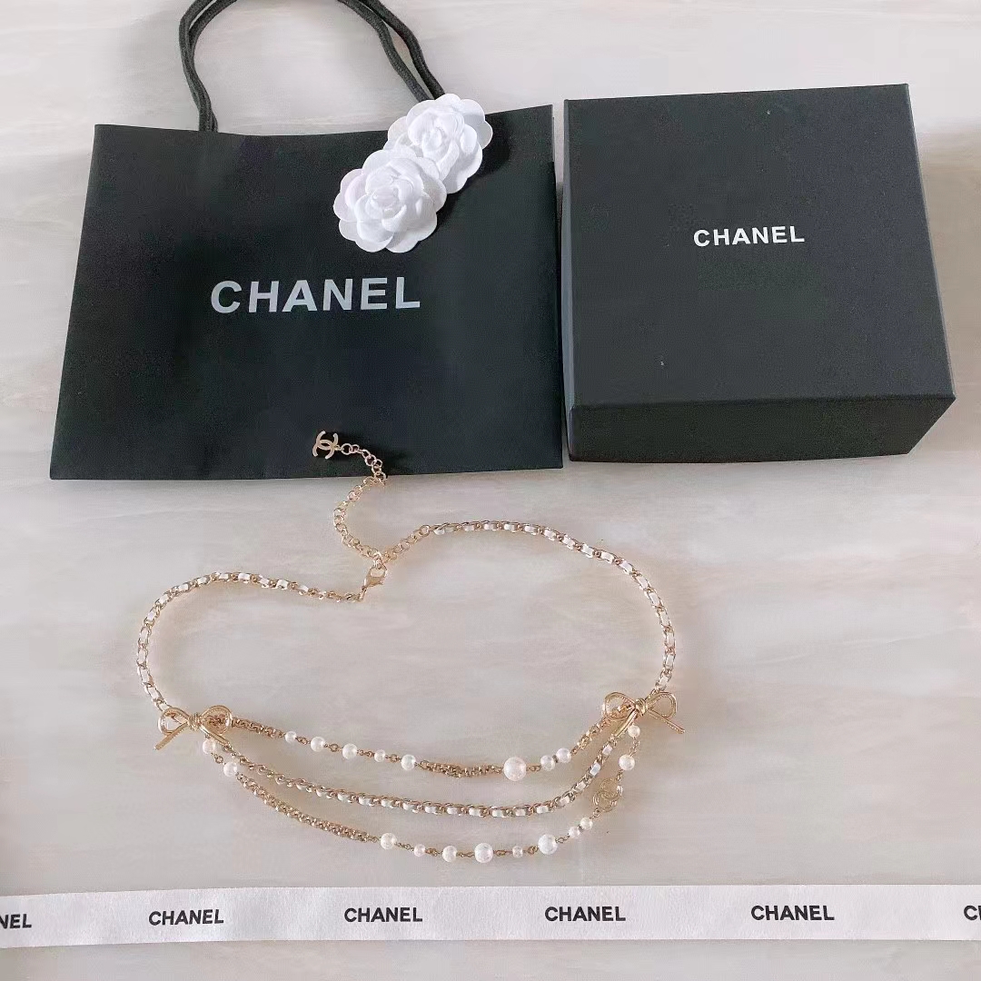 Chanel Women CC Chain Belt Gold Metal Resin Glass Pearls Strass White Calfskin Leather