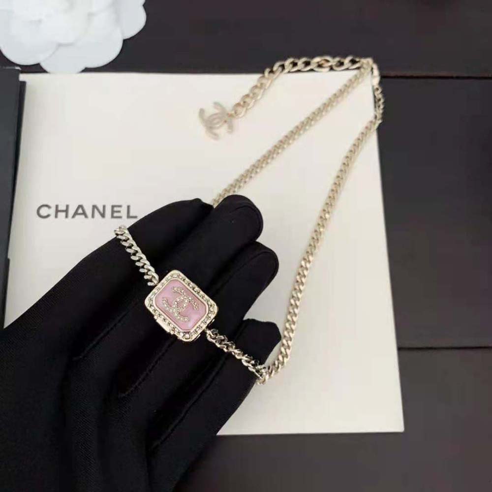 Chanel Women Pendant Necklace in Metal Resin and Strass