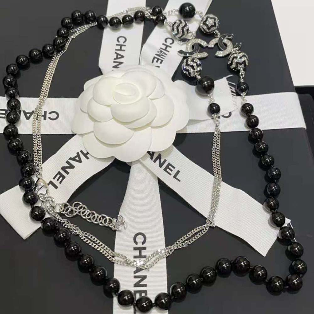 Chanel Women Long Necklace in Metal Glass Pearls and Strass