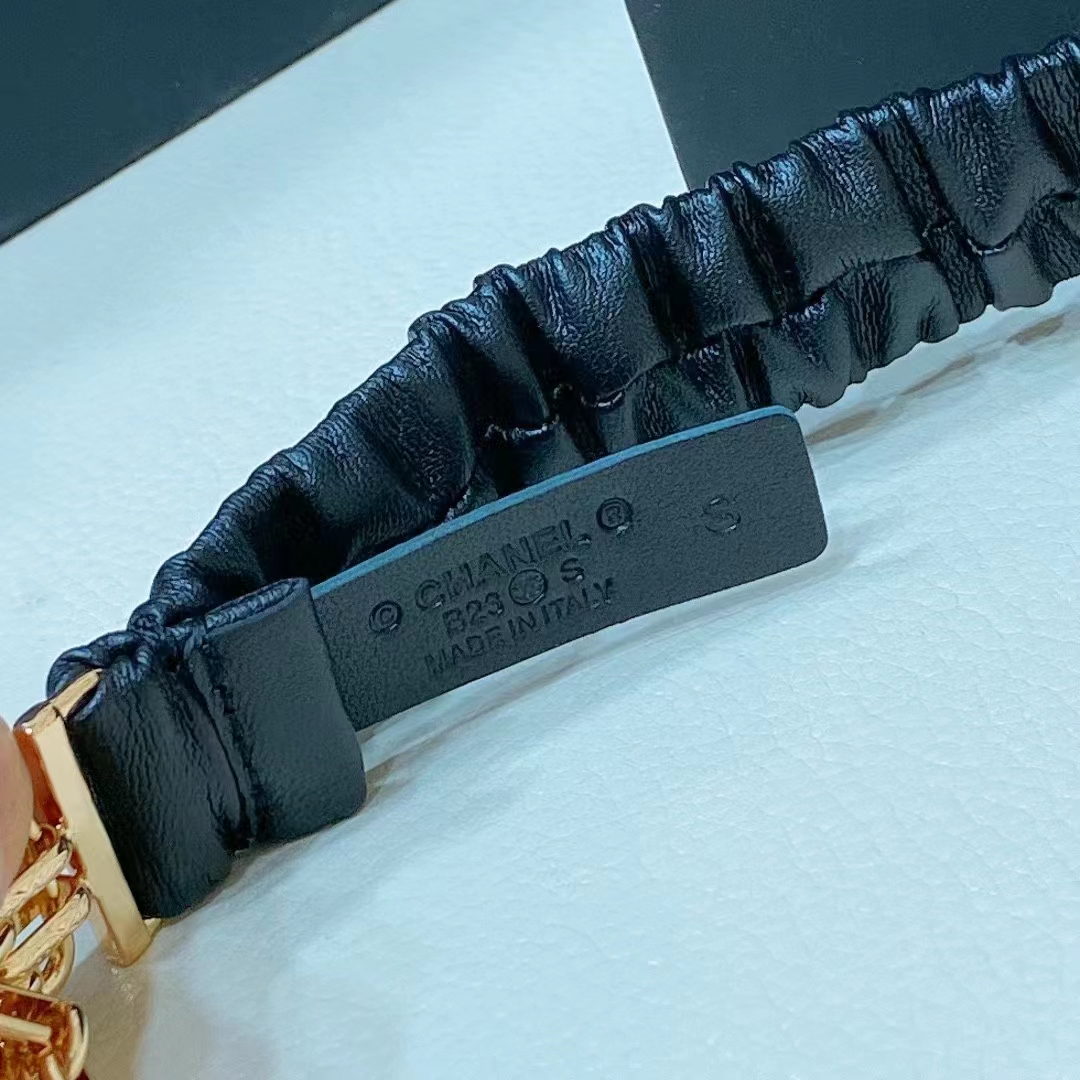 Chanel Women CC Chain Belt Lambskin Leather Gold-Tone Metal Strass Black