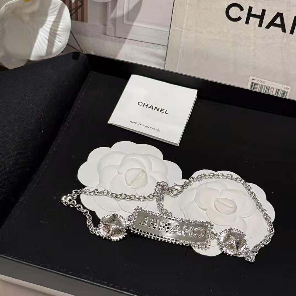 Chanel Women Choker in Metal and Glass Pearls-Black