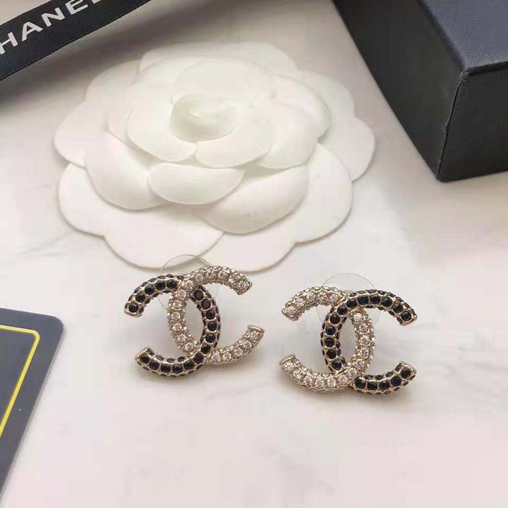 Chanel Women Stud Earrings in Metal and Strass