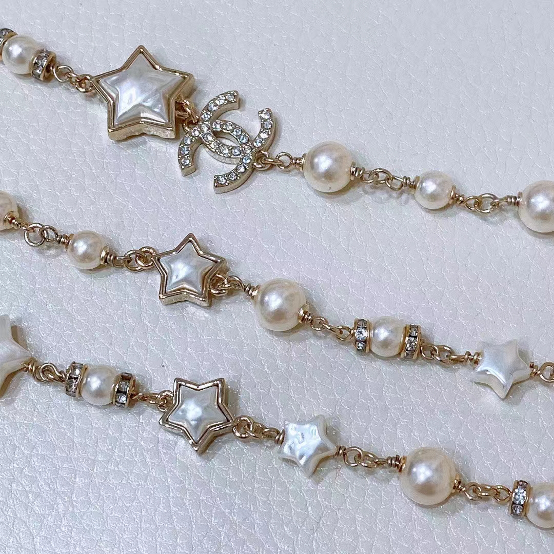 Chanel Women CC Chain Belt Metal Resin Glass Pearls Strass Gold Pearly White Crystal