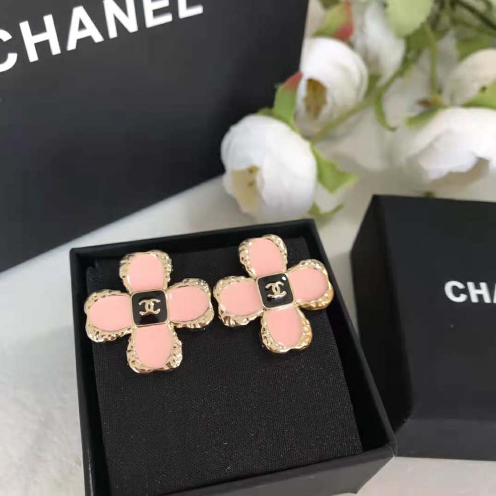 Chanel Women Stud Earrings in Metal and Resin