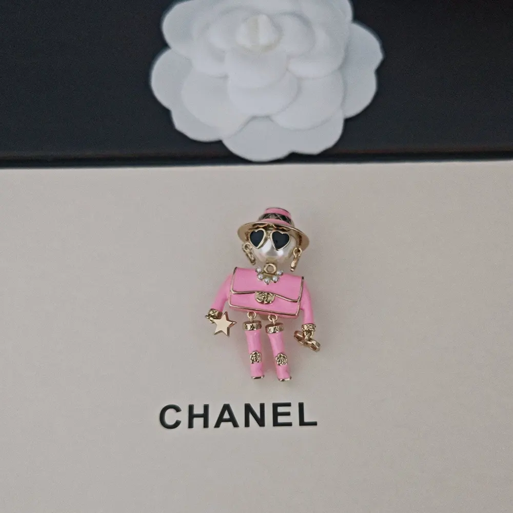 Chanel Women Brooch Metal Resin & Glass Pearls ABG223