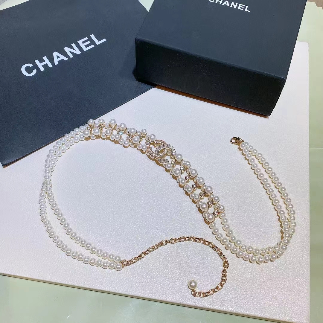 Chanel Women CC Chain Belt Gold Metal Resin Glass Pearls Strass Pearly White Crystal