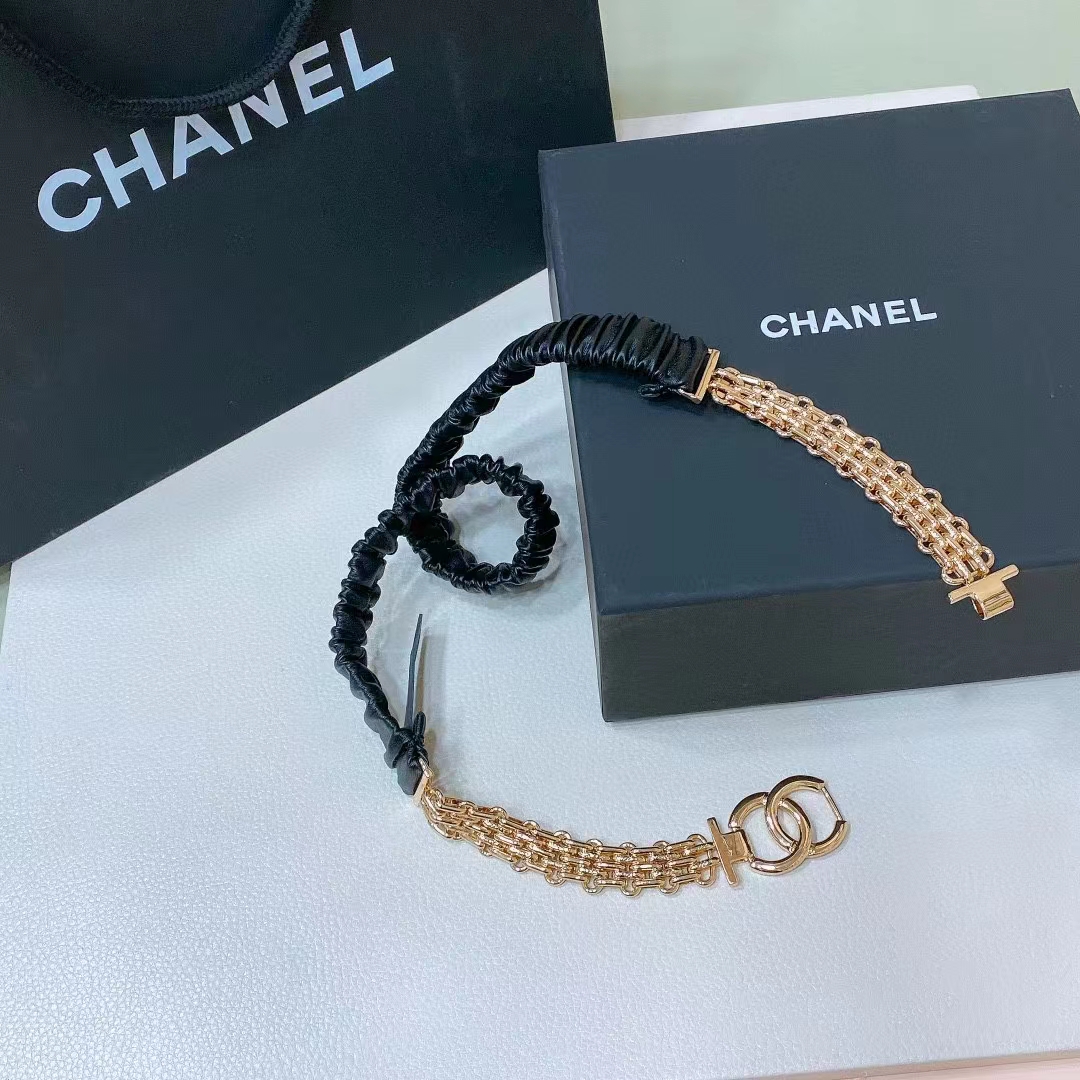 Chanel Women CC Chain Belt Lambskin Leather Gold-Tone Metal Strass Black
