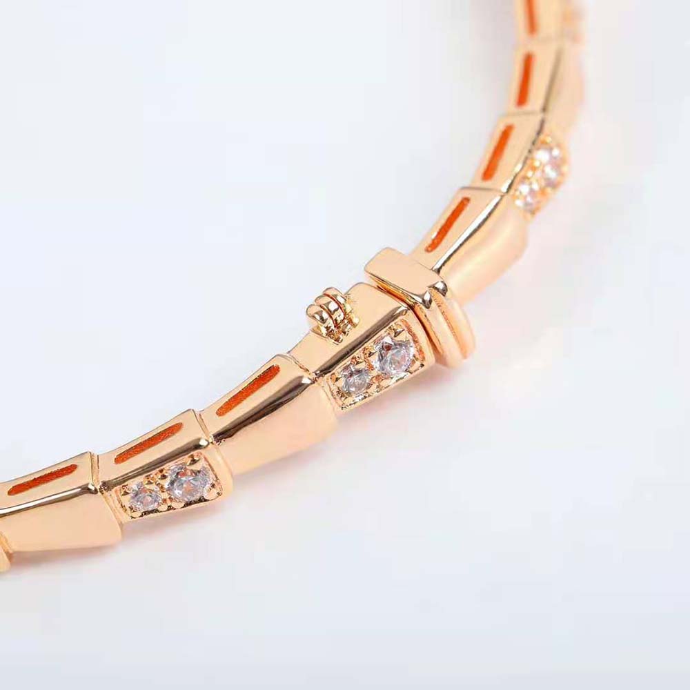 Bvlgari Women Serpenti Viper 18 KT Rose Gold Bracelet Set with Demi Pave Diamonds
