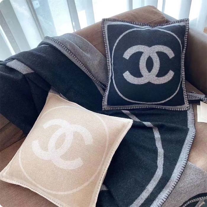 Chanel Unisex CC Cotton Wool Tweed Beige Black Multifunction Blanket Scarf